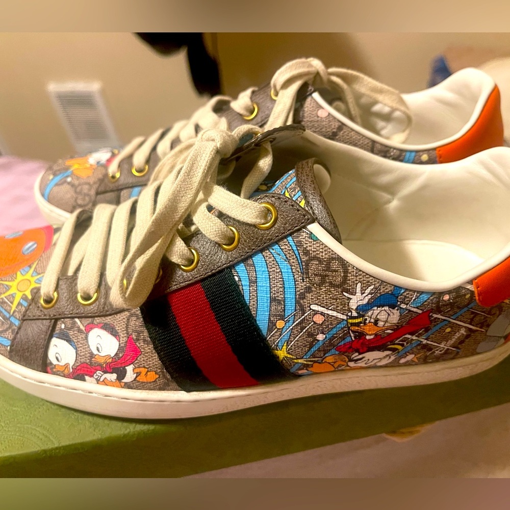 Cucci sneakers look 100% authentic